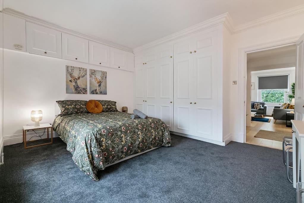 Knightsbridge Two Bed Apartment 伦敦 外观 照片